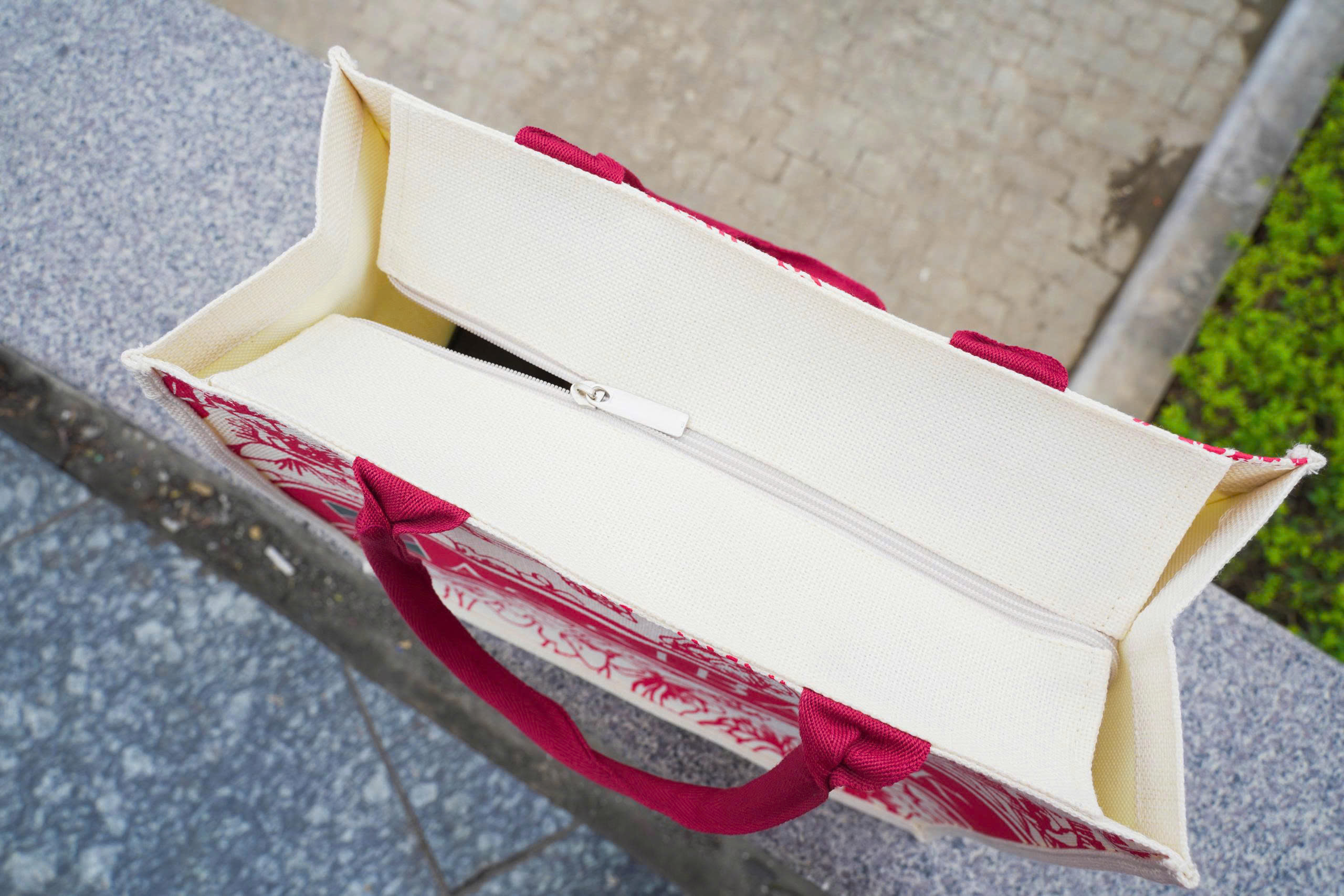 Premium Custom Branded Handbag – Everyday Elegance & Brand Visibility - Image 9